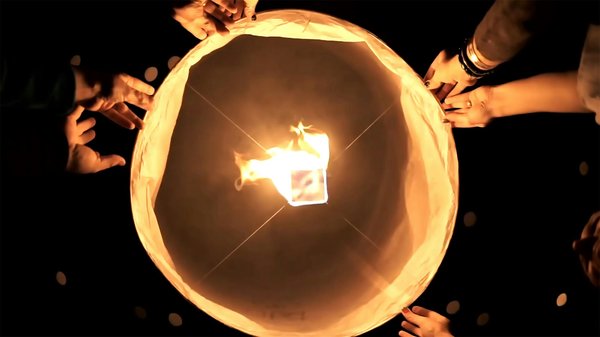 Où trouver des cours de cuisine thaïlandaise végétarienne à Chiang Mai?